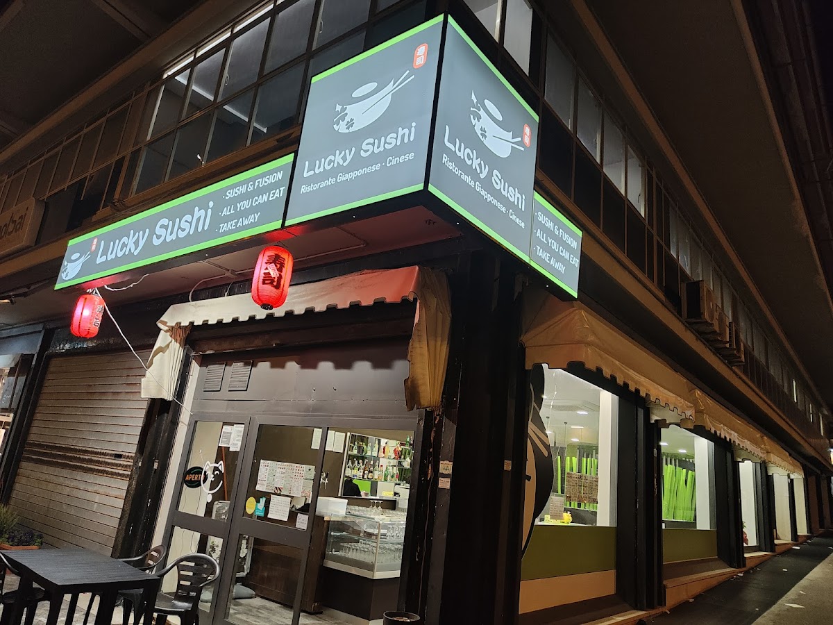 Lucky Sushi